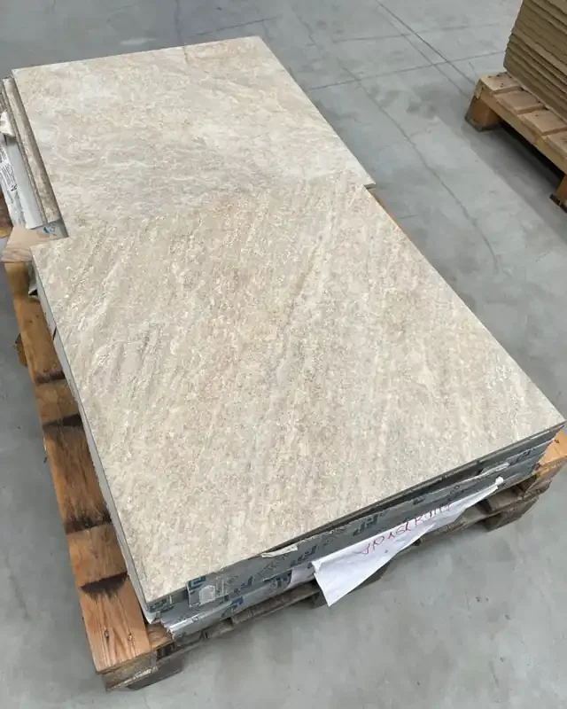 10,08 m² Restposten Quartz Gold 60 x 60 cm Ret, R 10 A/B/C gold