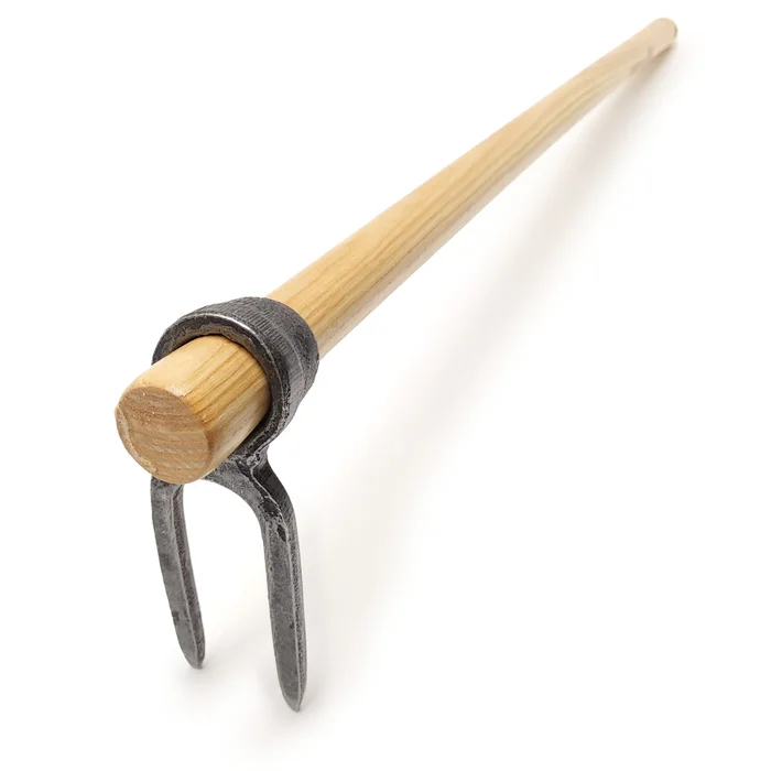 1128 – Handhäulein 2-zinkig – 80 cm Eschenstiel