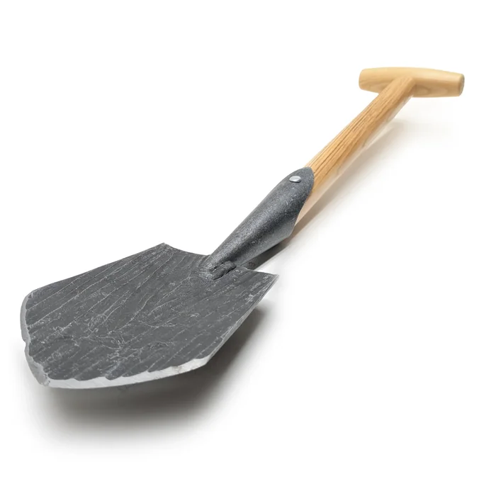 1751 – Campingspaten – 45 cm Eschen-T-Stiel