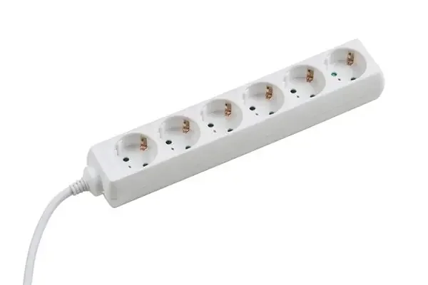 6-fach Steckdosenleiste, 1,4 m (weiß)