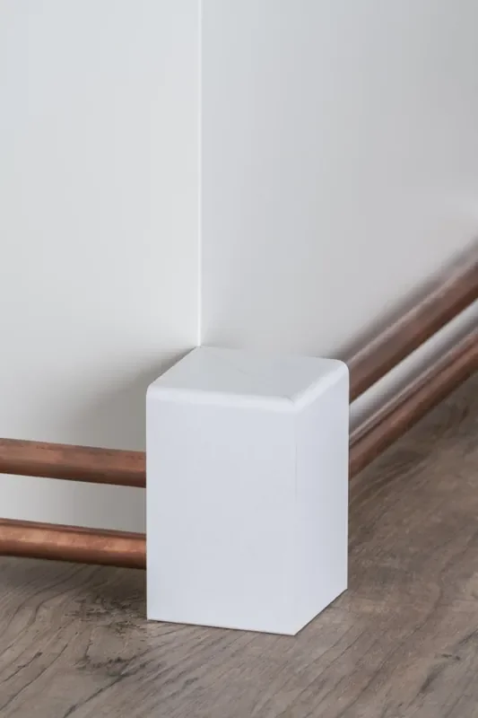 Außenecke für Rohrabdeckung 720.9664.31