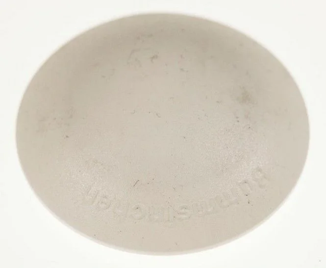 Bummsinchen weiss, 40 mm Durchmesser Kunstoff selbstklebend