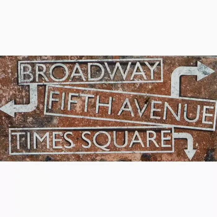 CIR New York Chelsea Naturale Road Signs Mix 1048423 10x20cm 10,5mm