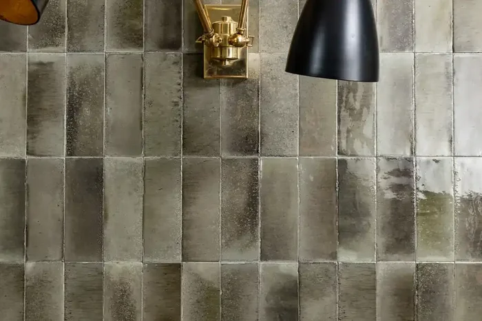 Fliese unregelmäßige Oberfläche 7,5×20 cm „Gleeze Grigio“ glänzend Ragno by Marazzi