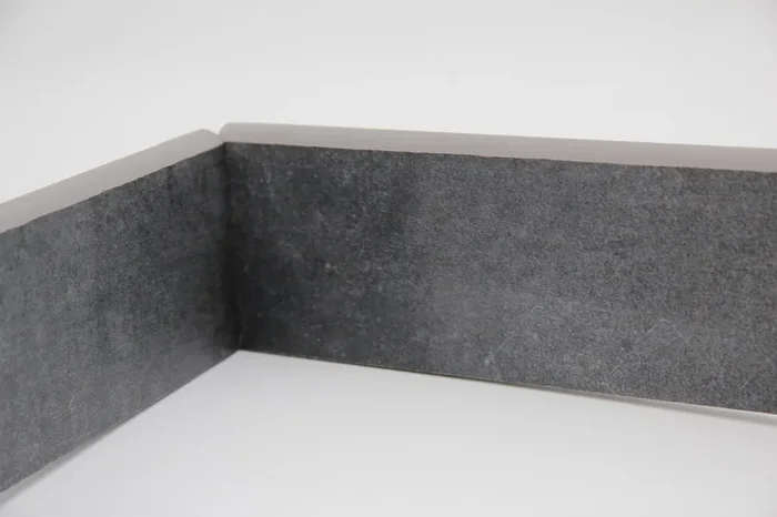 Fliesensockel Betonoptik 7×60 cm „Patch Black“ Ragno by Marazzi schwarz