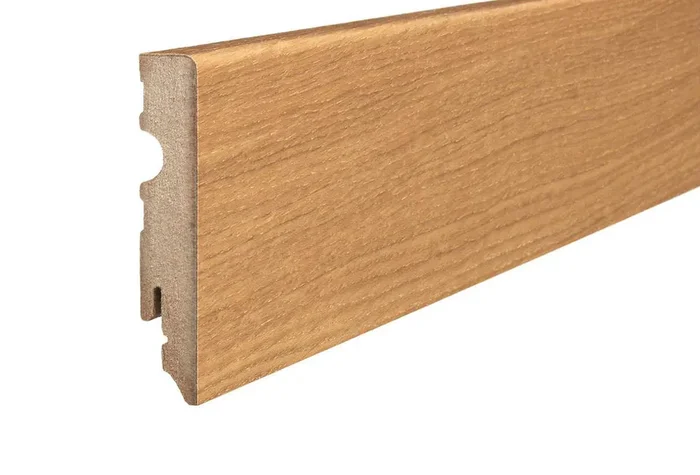 HARO Sockelleiste für Parkett versiegelt 15×80 mm (Kubus) Eiche