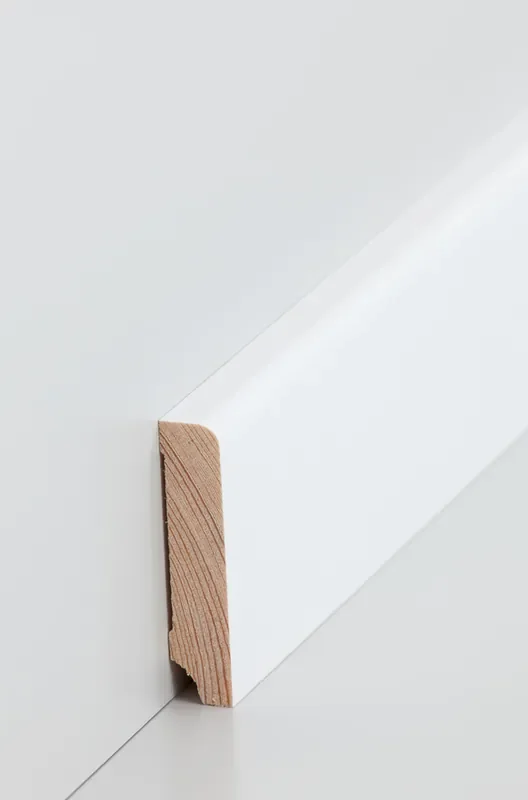 Holzsockelleiste Oberkante abgerundet 13 x 60 mm Kiefer weiß (RAL9016)