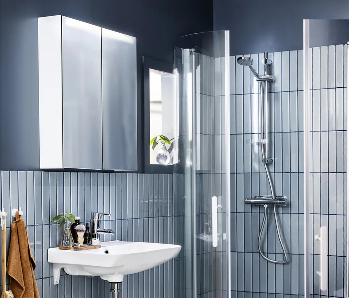 Spiegelschrank Ariella x90 mit LED-Beleuchtung Schwarz Alterna