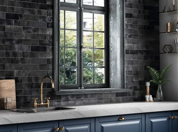 Wandfliese Emilia Dunkelgrau Glänzend 6,5x20cm