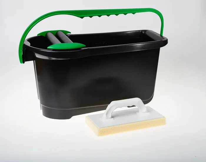 Wascheimer mit Hydro-Waschbrett und 2 Waschrollen Profi-Clean Hufa