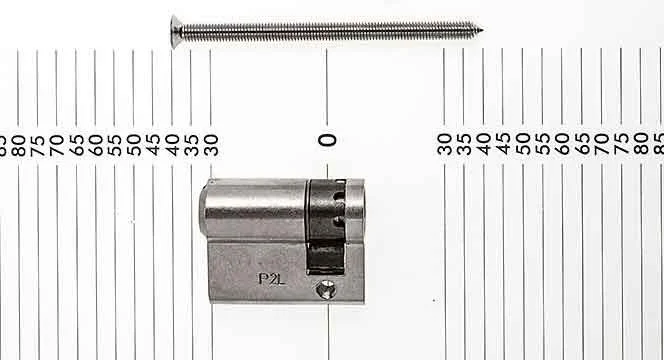 Wilka Profilhalbzylinder 1410.009212, 30/10, auf Musterschlüssel schliessend